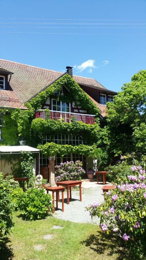 Landhotel Gut Greifhof Heiligenborn Buitenkant foto